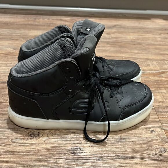 👟 Sketchers Boys Size 5 Light Up Shoes 👟 - Picture 6 of 8